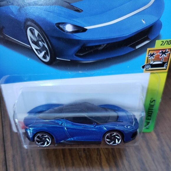 Hot Wheels Automobili Pininfarina Battista Blue 1:64 Exotics 2/10 - Picture 3 of 5